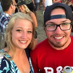 Meet your Posher, Michaela